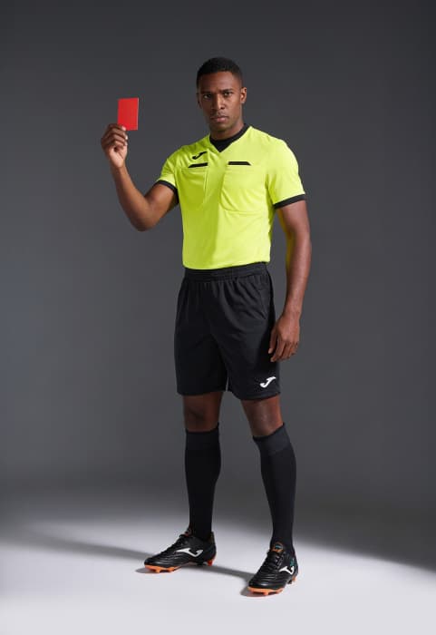 Referee